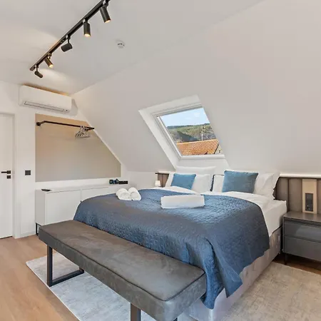 1-2 Personen - Parkplatz - Fahrradgarage - Zentrum - Kueche - Balkon - Wlan - Klima * ザンクト・マルティン