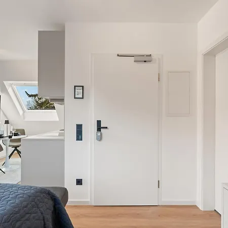 1-2 Personen - Parkplatz - Fahrradgarage - Zentrum - Kueche - Balkon - Wlan - Klima *