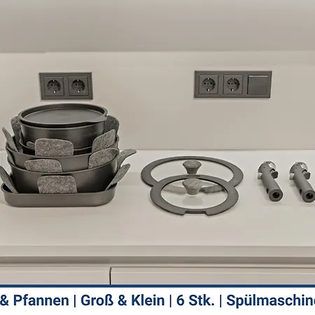 1-2 Personen - Parkplatz - Fahrradgarage - Zentrum - Kueche - Balkon - Wlan - Klima Apartment *