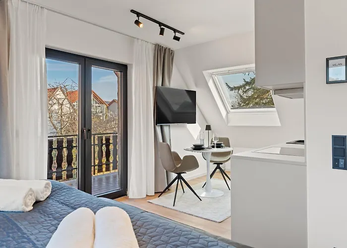 Apartamento 1-2 Personen - Parkplatz - Fahrradgarage - Zentrum - Kueche - Balkon - Wlan - Klima