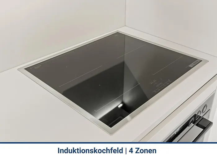 Apartamento 1-2 Personen - Parkplatz - Fahrradgarage - Zentrum - Kueche - Balkon - Wlan - Klima *